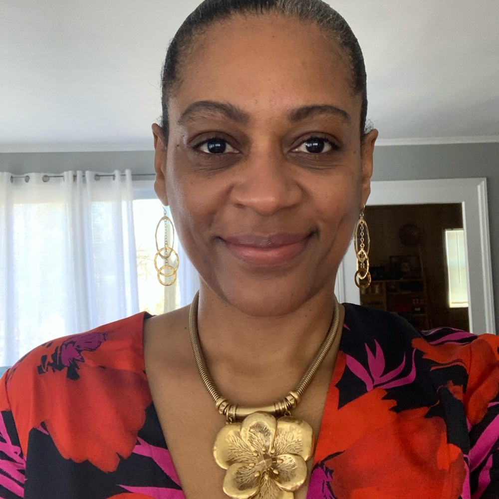 Meet your Posher, Adonna